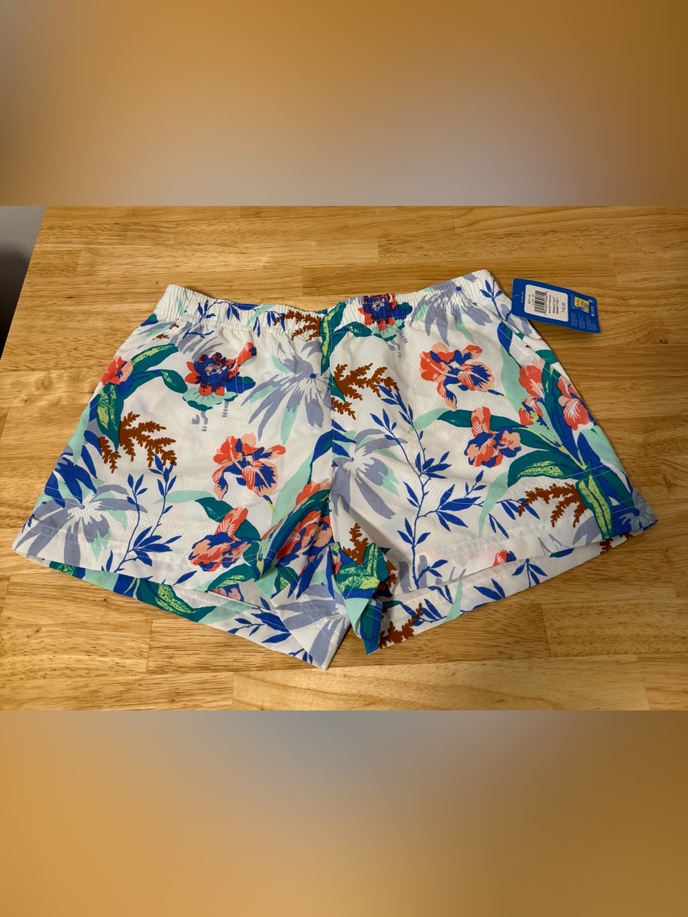 Columbia NWT Floral Print Women’s Shorts 3” inseam